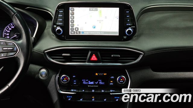 Hyundai Santafe 2019 — photo 14