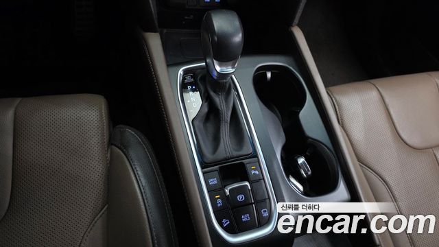 Hyundai Santafe 2019 — photo 9