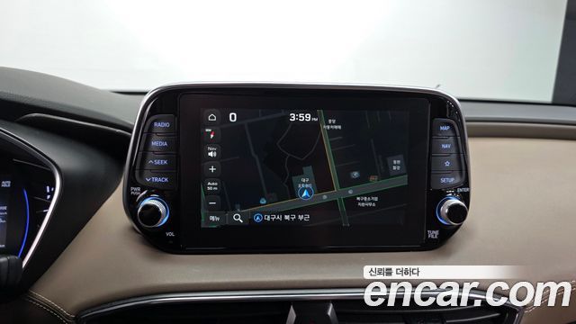 Hyundai Santafe 2019 — photo 14