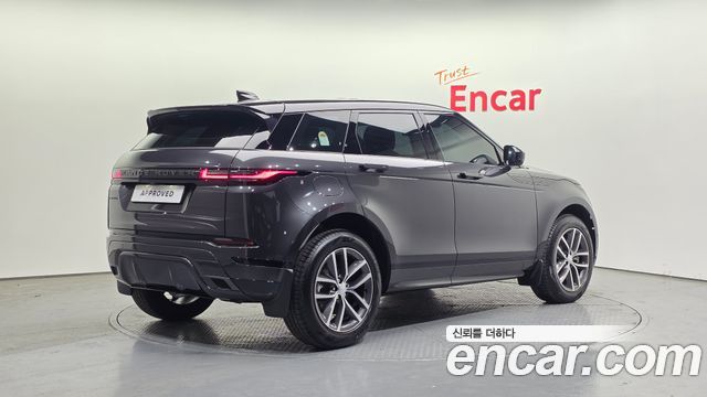 Land Rover Range Rover Evoque 2026 — photo 2