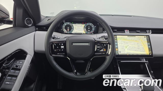 Land Rover Range Rover Evoque 2026 — photo 15