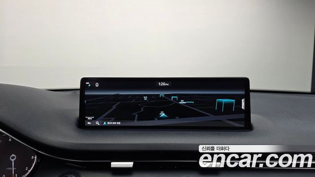 Genesis GV70 2023 — photo 14