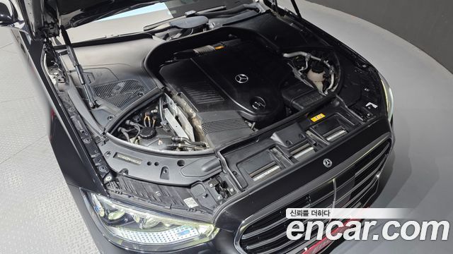 Mercedes-Benz S-Class 2021 — photo 6