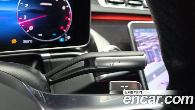 Mercedes-Benz S-Class 2021 — photo 9