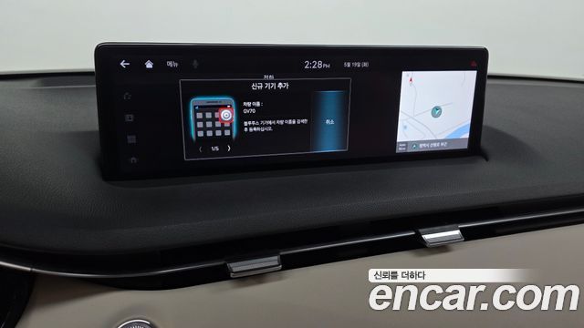 Genesis GV70 2021 — photo 22