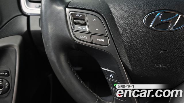 Hyundai Santafe 2015 — photo 25