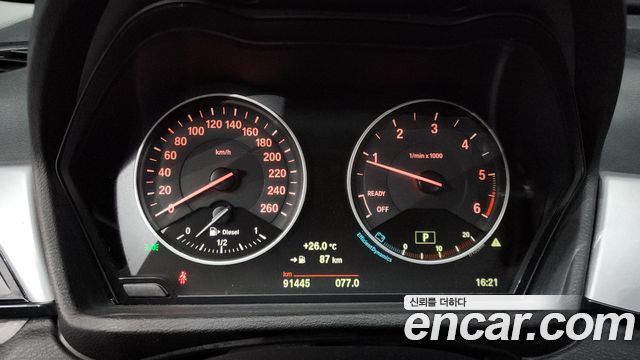 BMW X1 2016 — photo 8