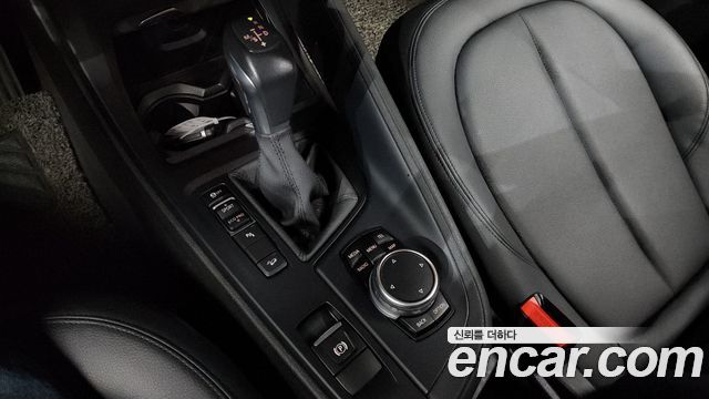 BMW X1 2016 — photo 9