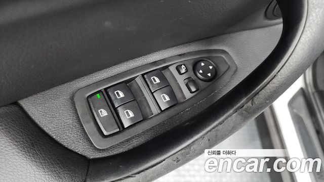 BMW X1 2016 — photo 13