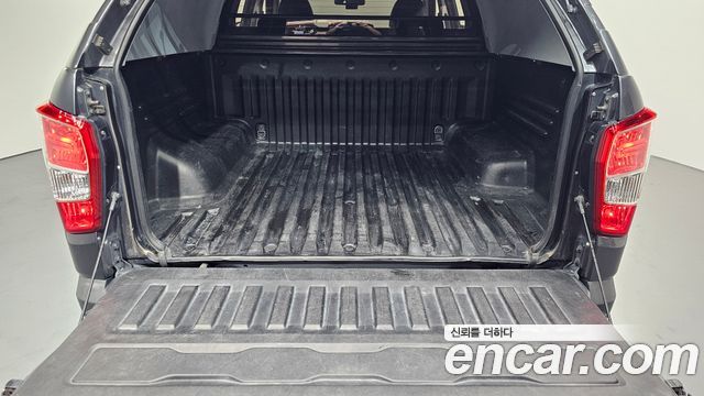 KG Mobility Rexton 2019 — photo 16