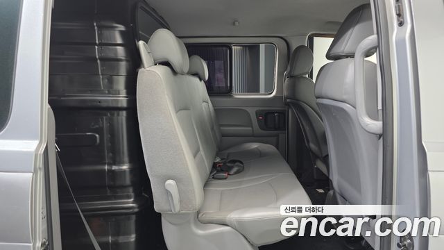 Hyundai Starex 2015 — photo 12