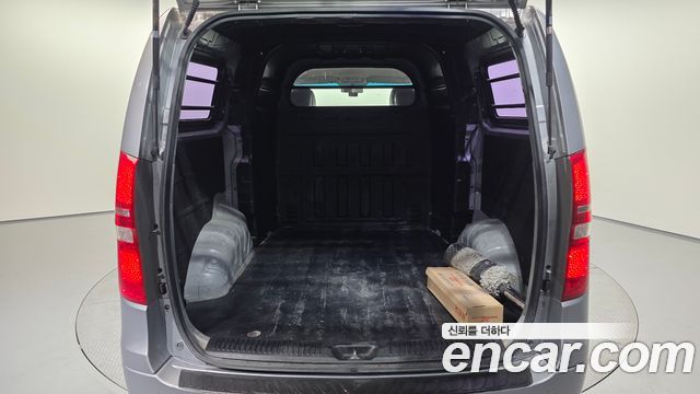 Hyundai Starex 2015 — photo 20