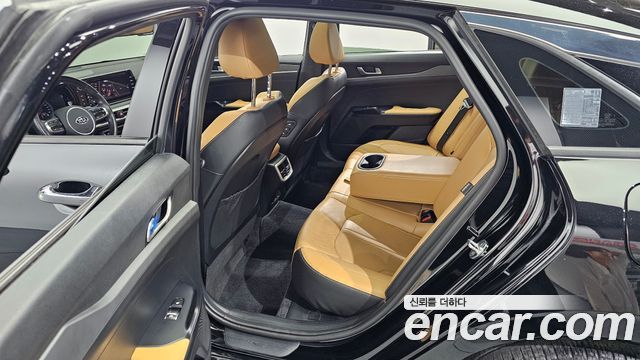 Kia K5 2021 — photo 11