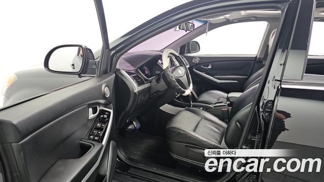 KG Mobility KORANDO 2015 — photo 10
