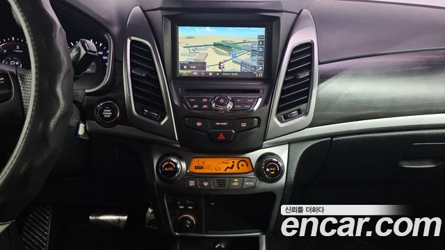 KG Mobility KORANDO 2015 — photo 12