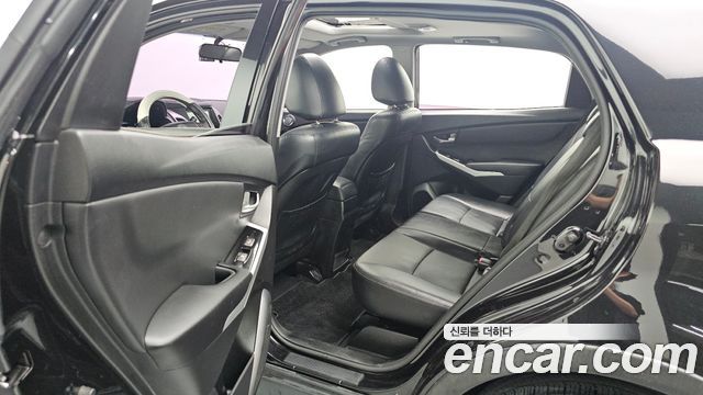 KG Mobility KORANDO 2015 — photo 19