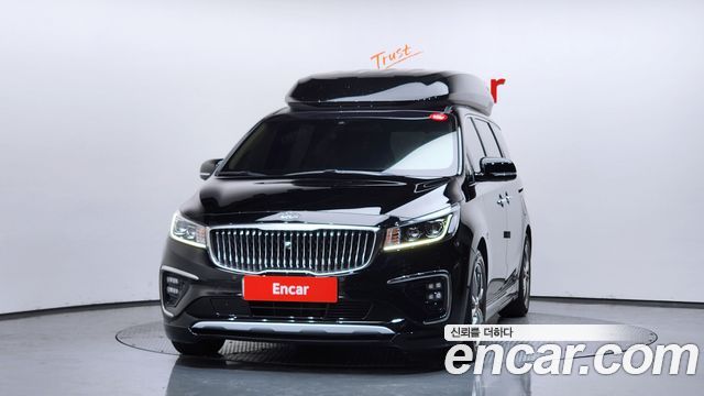 Kia Canival 2019 — photo 3