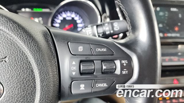 Kia Canival 2019 — photo 23