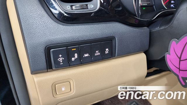 Kia Canival 2019 — photo 29