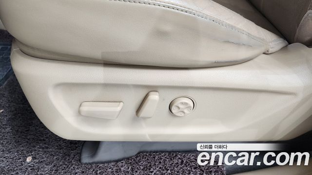Kia Canival 2019 — photo 30
