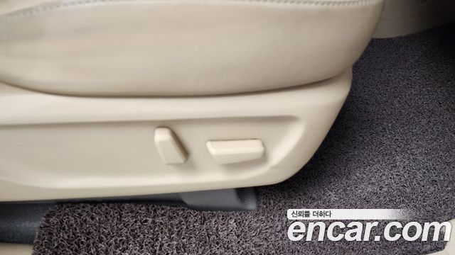 Kia Canival 2019 — photo 35