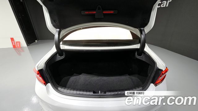 Hyundai Grandeur 2018 — photo 22