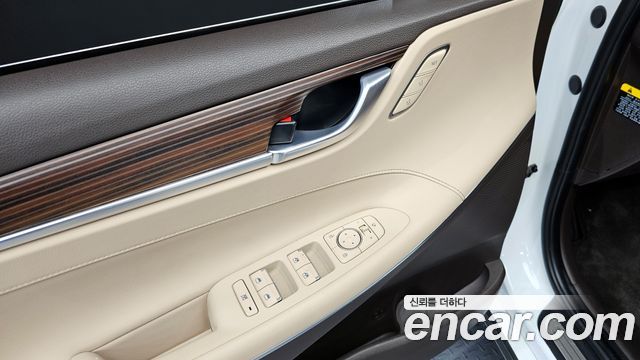 Hyundai Grandeur 2018 — photo 25