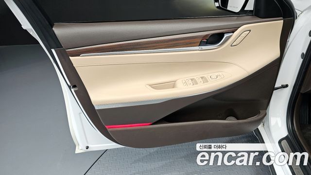 Hyundai Grandeur 2018 — photo 14
