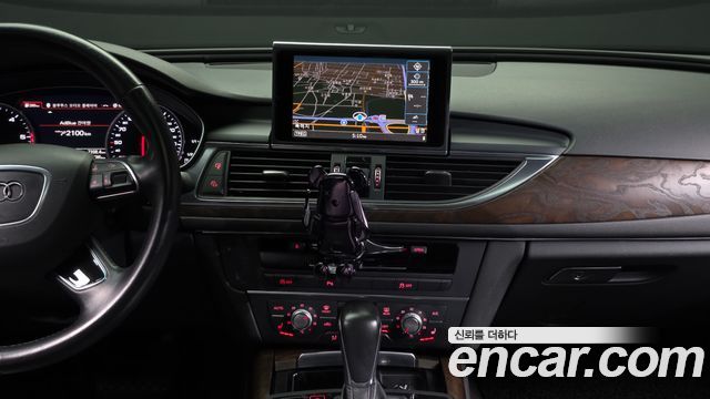 Audi A6 2016 — photo 12