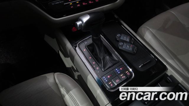 Kia Canival 2016 — photo 9