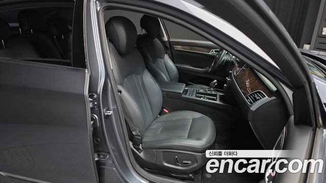 Hyundai Genesis 2016 — photo 18