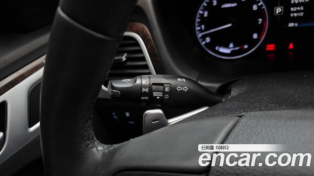 Hyundai Genesis 2016 — photo 22