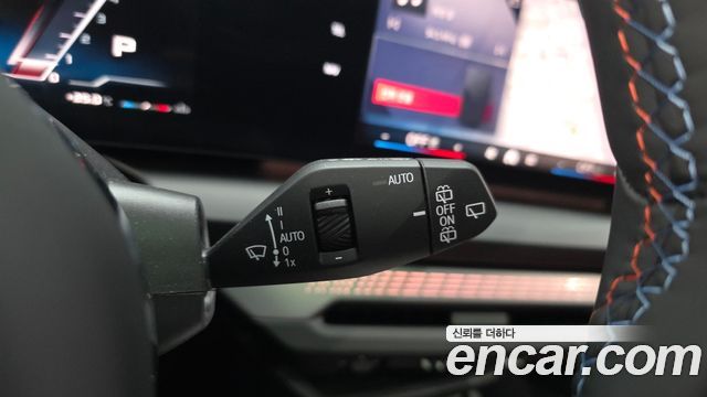 BMW 1-Series 2025 — photo 30