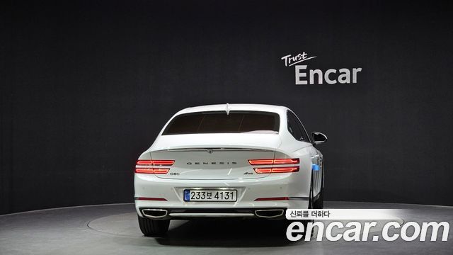 Genesis G80 2022 — photo 4