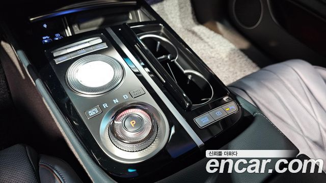 Genesis G80 2022 — photo 12