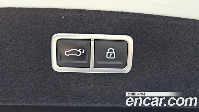 Genesis G80 2022 — photo 22