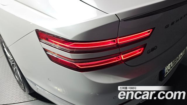 Genesis G80 2022 — photo 9