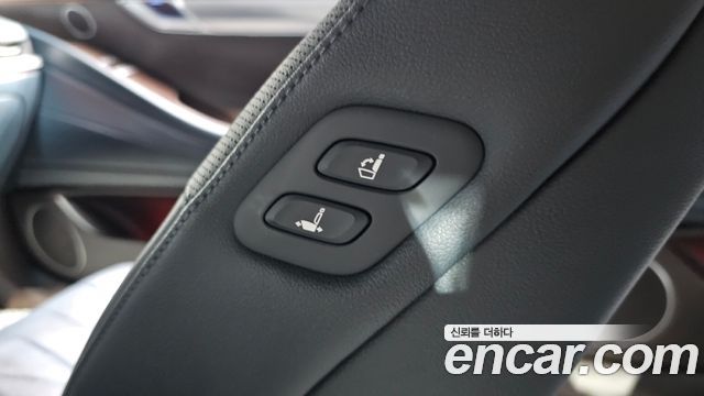 Genesis G80 2022 — photo 32