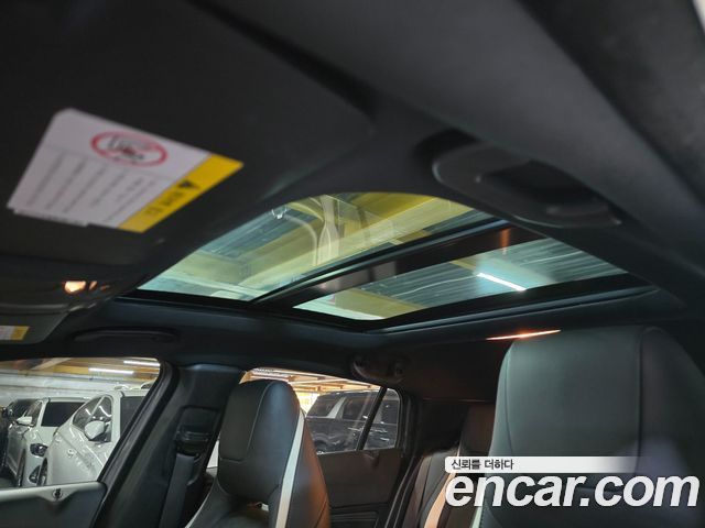 Infiniti Q30 2017 — photo 18