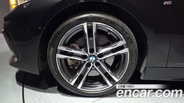 BMW 1-Series 2021 — photo 5
