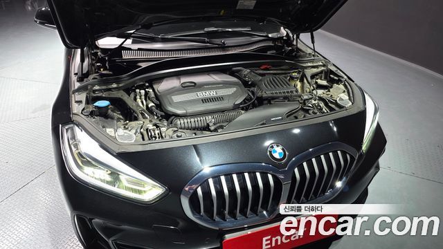 BMW 1-Series 2021 — photo 6