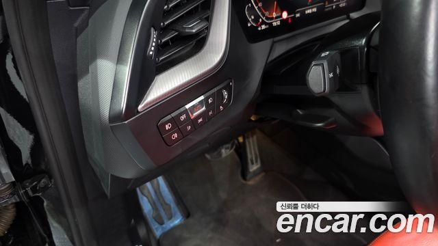 BMW 1-Series 2021 — photo 19