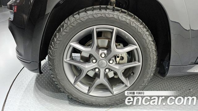 Jeep Cherokee 2020 — photo 5