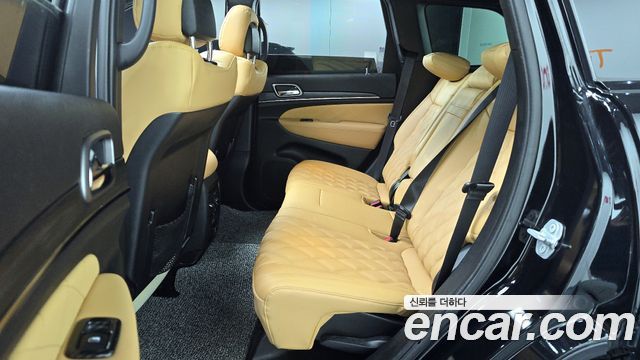 Jeep Cherokee 2020 — photo 17