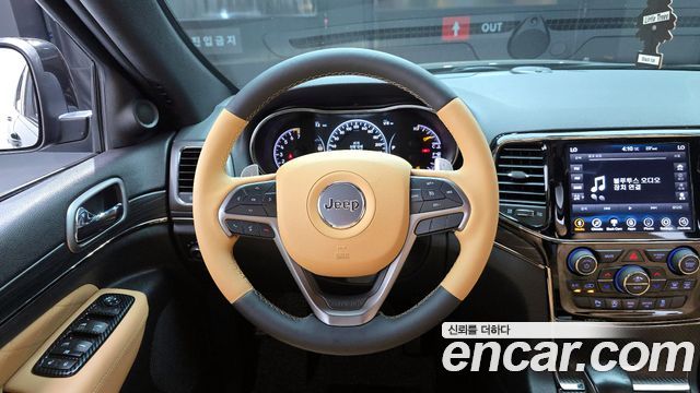 Jeep Cherokee 2020 — photo 19