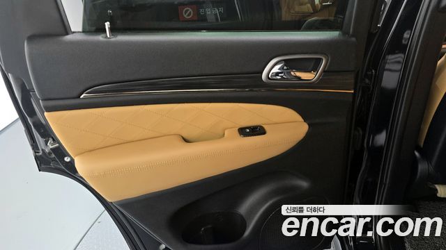 Jeep Cherokee 2020 — photo 15