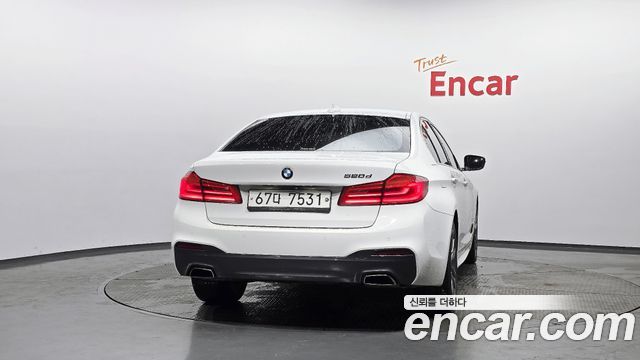 BMW 5-Series 2018 — photo 4