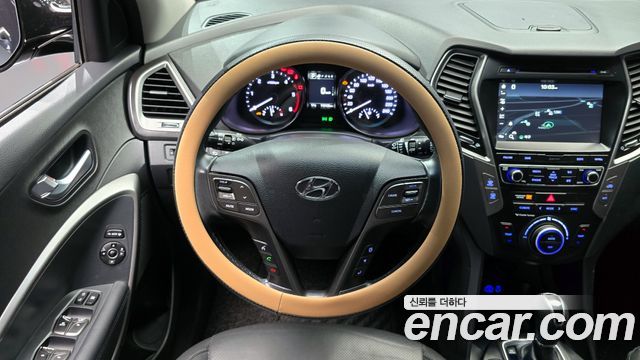Hyundai Santafe 2018 — photo 19