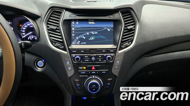 Hyundai Santafe 2018 — photo 20