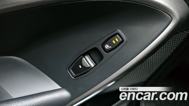Hyundai Santafe 2018 — photo 27